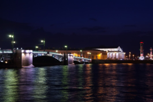 How Marine Utility Lights Improve Visibility on Commercial Vessels